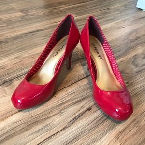 Madden Girl Red Pumps